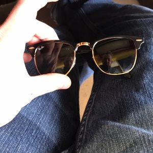 CLUBMASTERS BLACK AND GOLD!